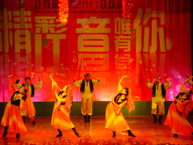 晚会照片.jpg
